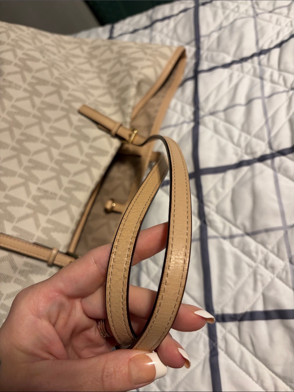 Michael Kors Cream Logo Tote with Tan Straps and Gold Charm - Picture 4 of 6